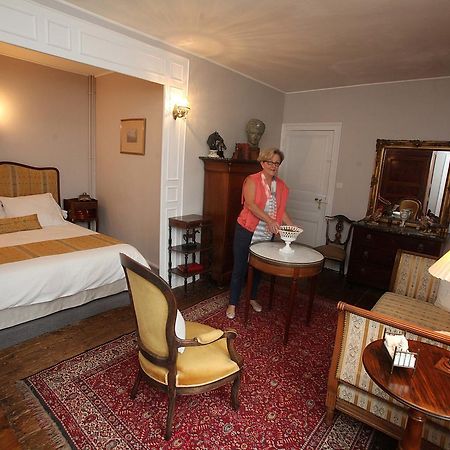 Le Logis De Ruelle Bed & Breakfast Exterior photo